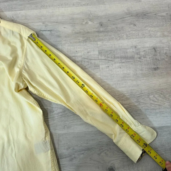 Robert Graham Butter Yellow Casual Button Down with Fun Graphic Print Size M - Picture 15 of 16